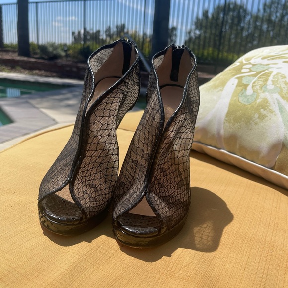 100% Authentic Christian Louboutin Python Wedge Heels - Picture 3 of 7